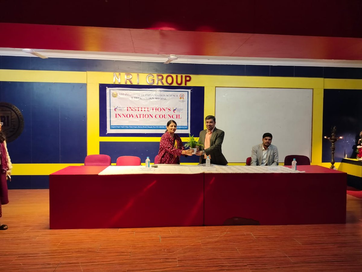 NRIGroupIndia's tweet image. Innovation Starts Here 🚀

#Engineering #College #Bhopal #NRIGroupIndia