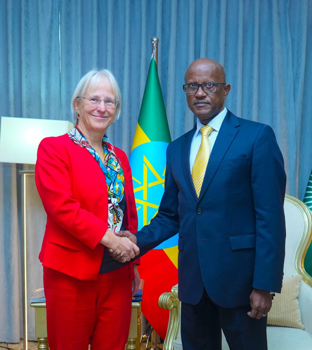 SMHaderaAbera's tweet image. I had a productive meeting today with Christine Pirenne, the Ambassador of the Netherlands to Ethiopia, where we discussed key bilateral and regional issues. We reviewed our strong economic ties, noting that over 100 Dutch-owned companies have invested more than one billion USD…
