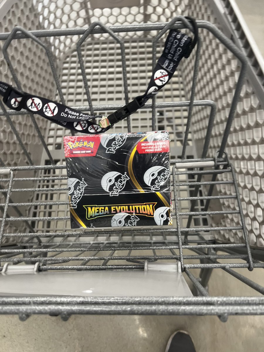 Found another booster box hopefully I can find Phantasmal Flames etb