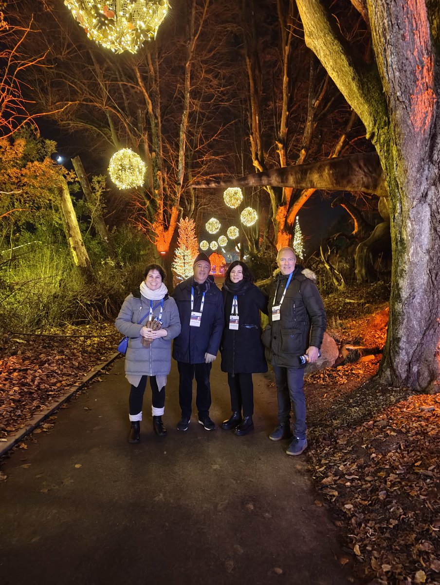 seimedcv's tweet image. ¡@seimedcv participa en la Conferencia Anual @EEN_EU  #EEN2025 en #Aalborg!
🙌 Es una oportunidad única para compartir experiencias, aprender y fortalecer la red que conecta a miles de pymes en Europa y más allá.🌍

#EENCanHelp #Seimed #Networking #Innovación #Empresas