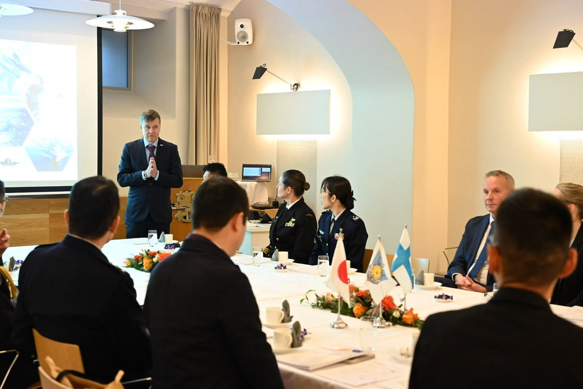 Puolustusministeriö tweet media