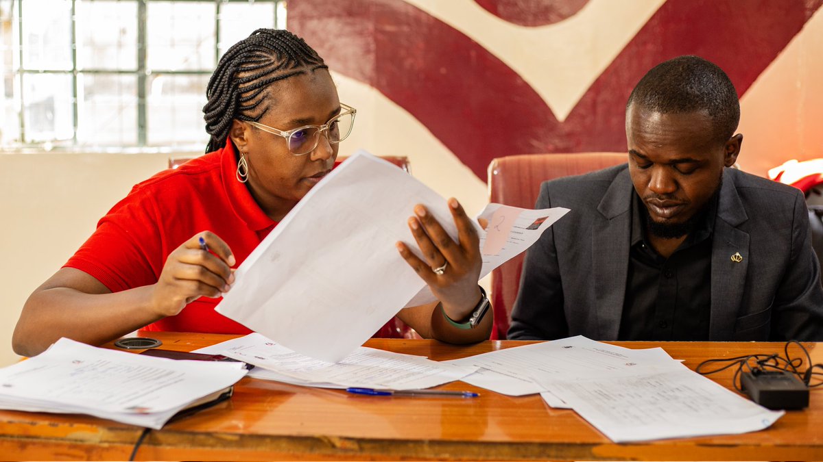 NjengaOyoo's tweet image. Honoured once again to sit as a panelist @CMETrust secondary school recruitment. A role I don’t take lightly  every interview is someone’s future, someone’s hope.

Listening to their stories inspires me to keep serving  #Mathare children.

#SDG4 #WezeshaKike #CMETrustAt19