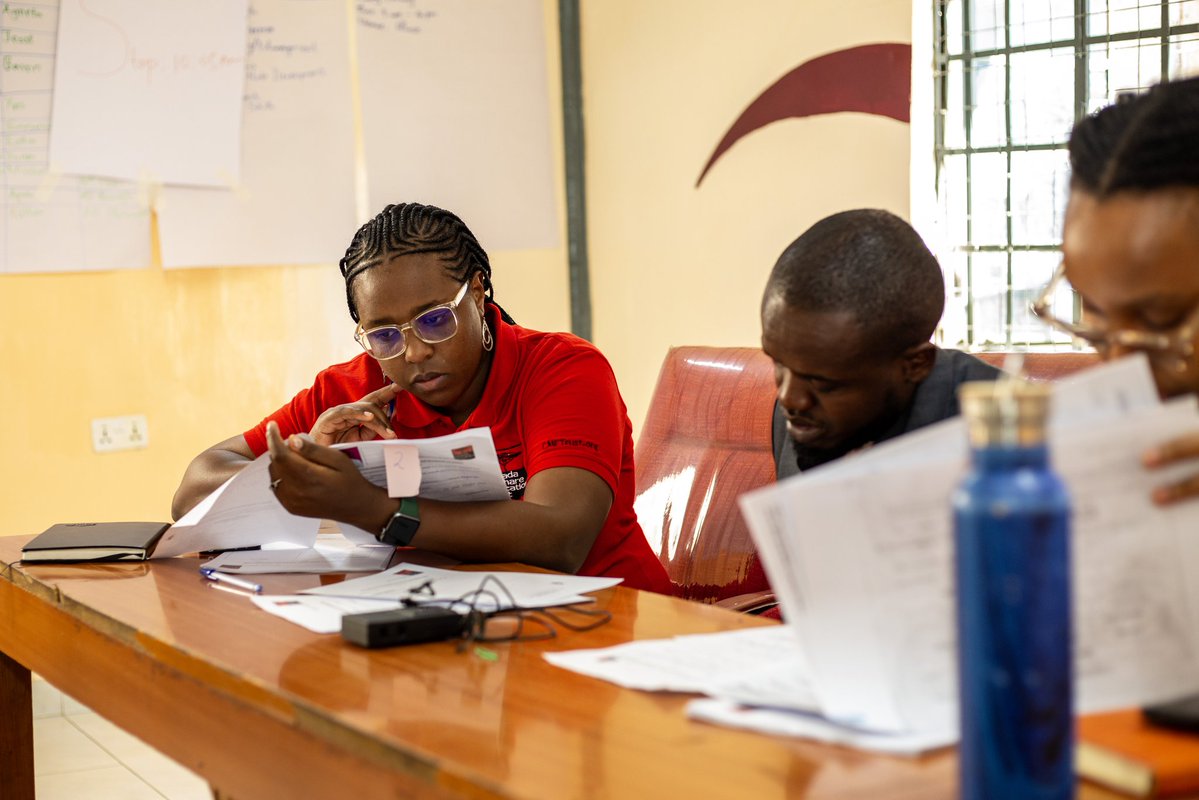 NjengaOyoo's tweet image. Every decision carries the hopes of a parent who cannot afford school fees, and the dreams of a child longing for the opportunity.

A big applause to @CMETrust for being a beacon of hope to so many,  a light in the community and a force of positive change in the world.
#SDG4