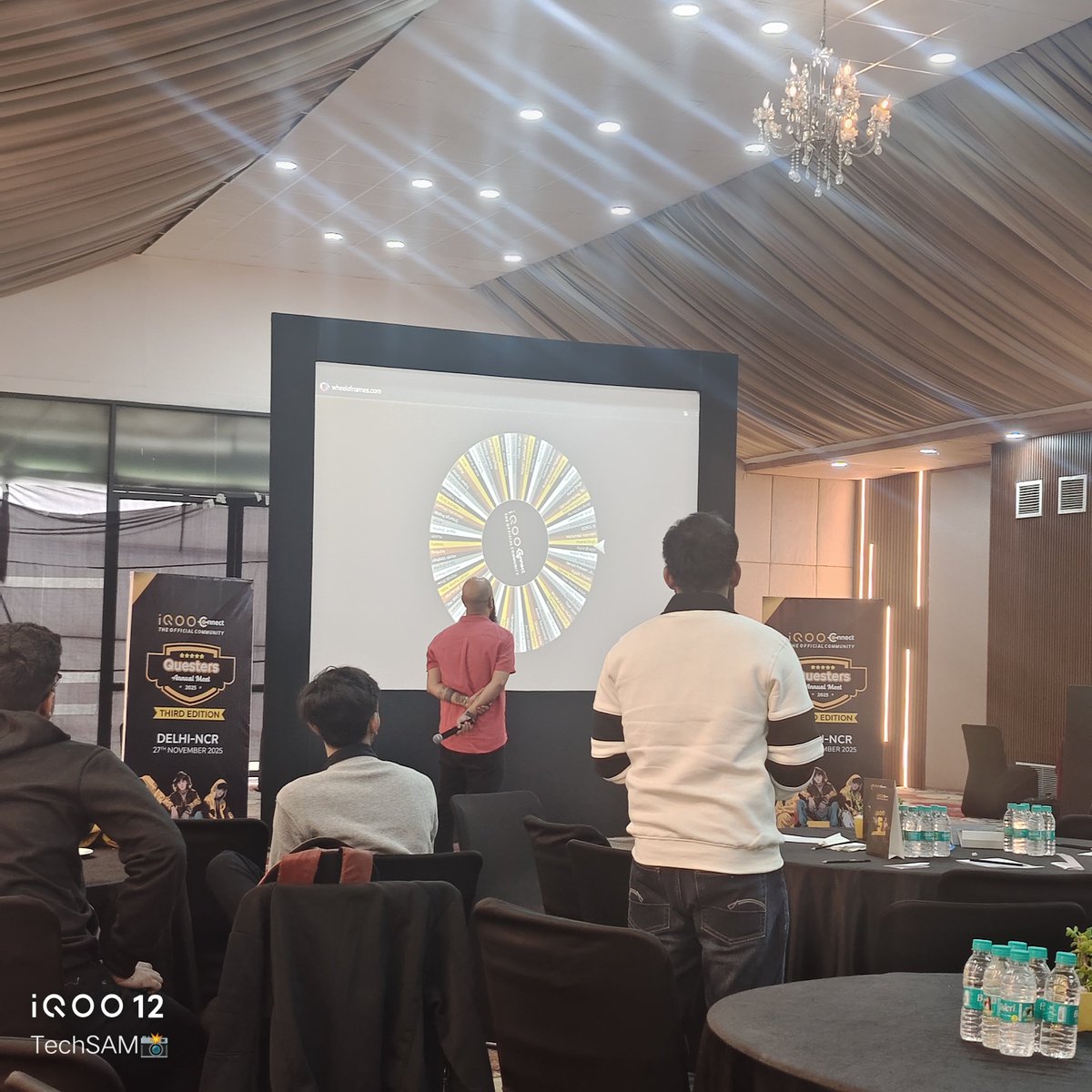 TechSAM009's tweet photo. Time for lucky draw๐ค
#QuestersAnnualMeet
#ThirdEdition
#iQOOCommunity
@IqooInd
@nipunmarya
@parakram_h https://t.co/0agdi7itYJ