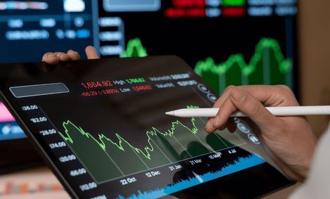 tradenovahq's tweet image. One perfect setup
is better than ten half-understood setups.
Master one pattern,
repeat it daily.

Depth beats variety:

#onesetupstrategy #masteryoursetup #chartpattern #learnpriceactionindia #daytraderlife #marketeducation