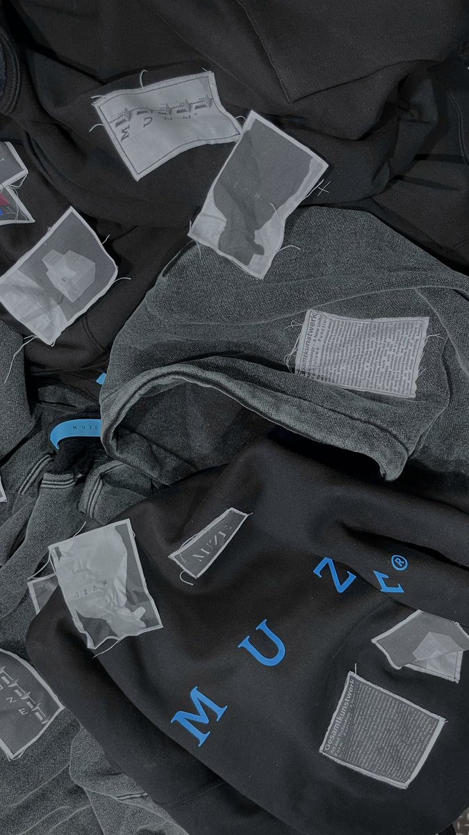 ミラージュ

MIRAGE

大阪

OSAKA

Ⓜ️✌️☮️

Ltd.

MUZE®︎

MUZEGALLERY