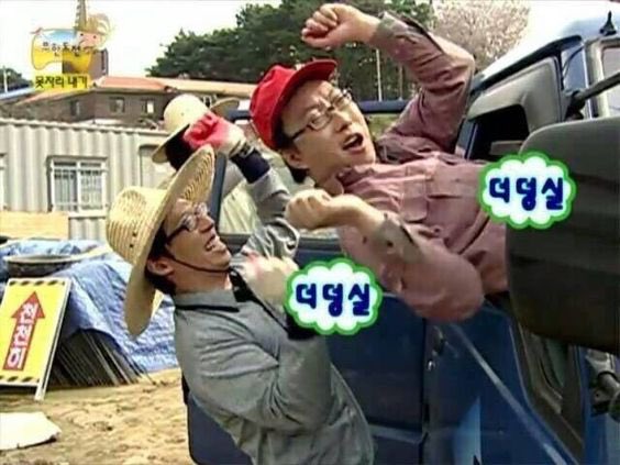 🔥(속) 먹고 노는 생일파티라고? (보)🔥
이번주 토요일에 열릴 20번째 생일파티에 초대합니다!

🎂 2025년 11월 29일 (토) 오후 3시
🎂 서울 6호선 망원역 근처 <성미산마을극장>
주소 - 서울 마포구 월드컵로26길 39
🎂 오후 2시부터 전시구경하실 수 있습니다🧡

docs.google.com/forms/d/e/1FAI…