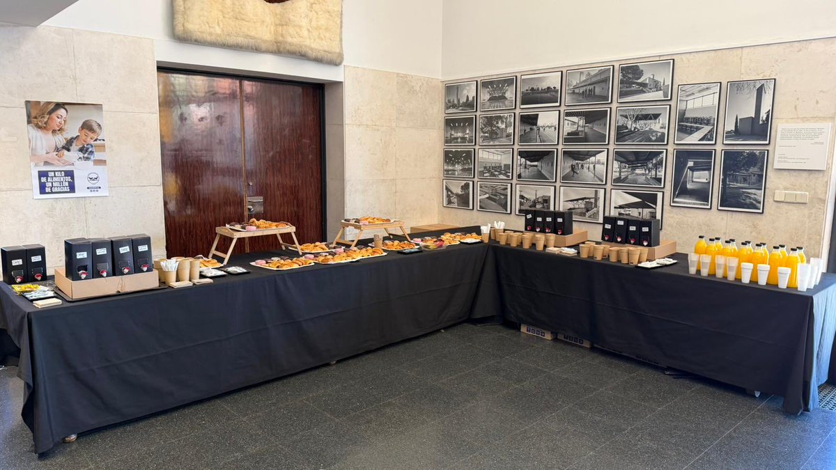 Eventekki_'s tweet photo. ☕ ¡Hora del café en Academyverso 2025!
Ya lo tenemos todo listo para que nuestros asistentes presenciales disfruten de un descanso, recarguen energía y sigan aprendiendo y compartiendo.

#Academyverso #Academyverso25 https://t.co/Ksf7CLimZy