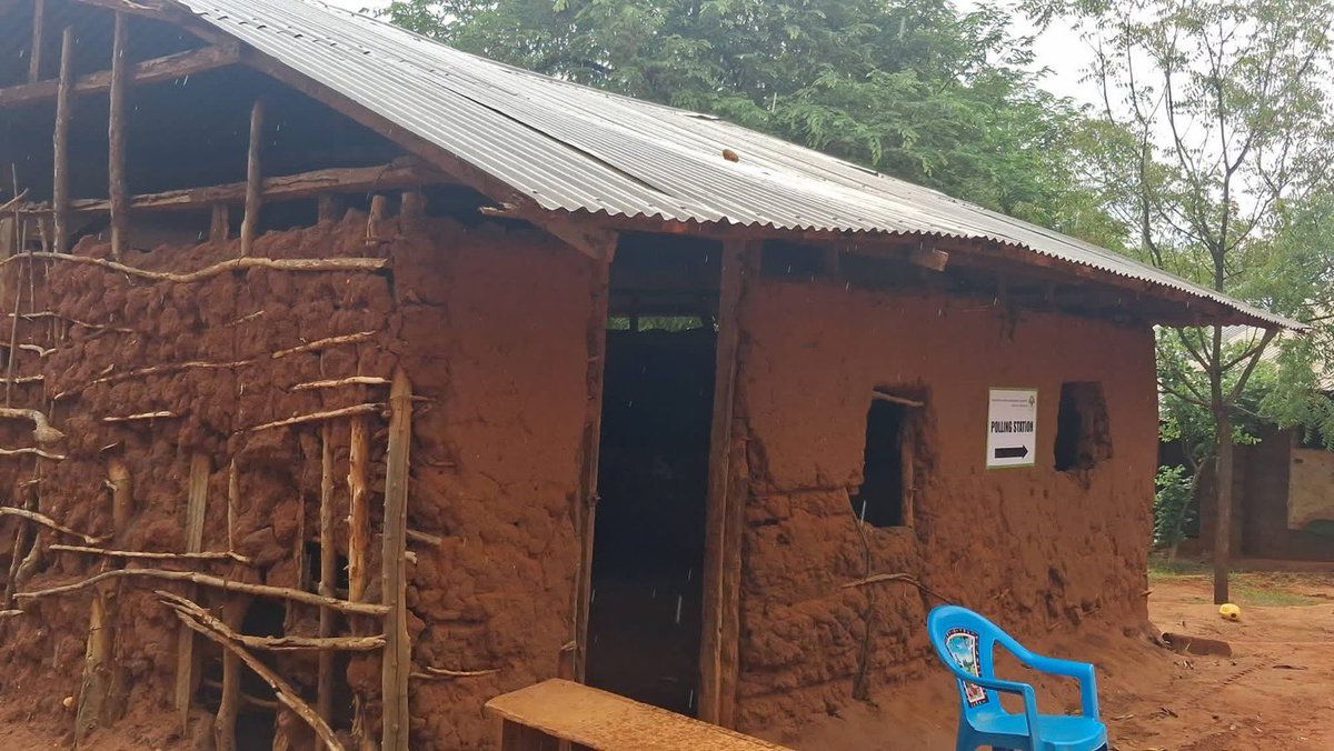 AlinurMohamed_'s tweet photo. This classroom is one of the polling stations in Mbeere North https://t.co/8pbV0NVg1R