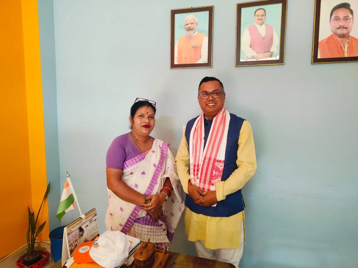 dhanowar's tweet photo. I attended the Media team of the Choraideo District BJP. Nitumoni Pradhan baidew,  President, Choraideo District BJP , Bolin Kalita,  Media Convenor &amp; others were present on the occasion.

@BJP4Assam @himantabiswa 
@DilipSaikia4Bjp @ https://t.co/mhVCcxGB39