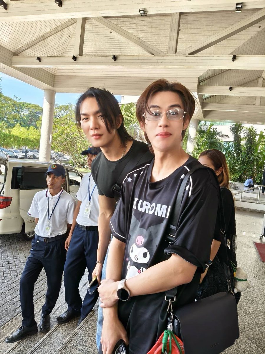 pimmyy_p's tweet image. ถึงแล้วไปเที่ยวและสนุกกับแฟนมีตน้าาา

#BoatYongyut #Oatpasakorn
@Yong_yutt @oat_psk