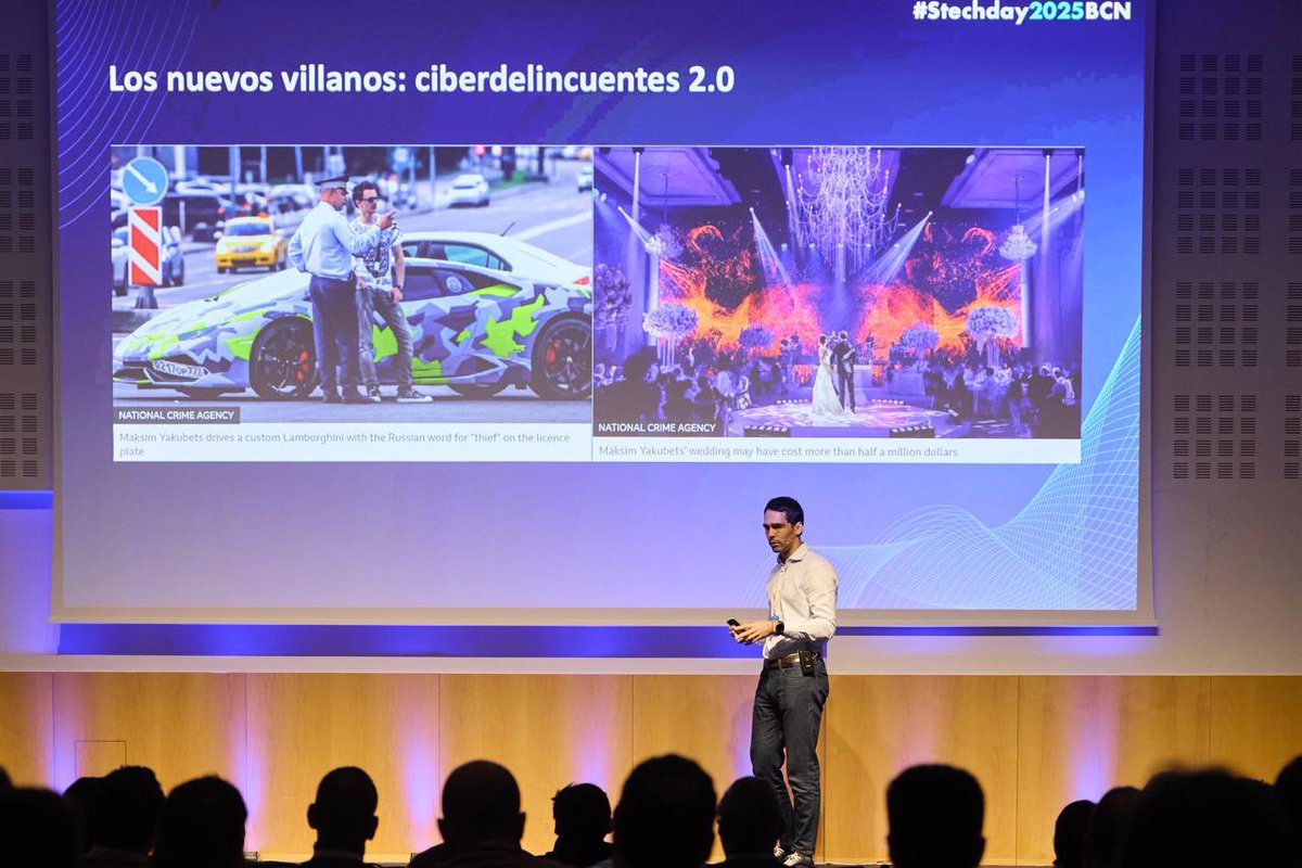 plainconcepts's tweet image. Xavier Pes ha ofrecido una visión clara de cómo la #IA está transformando la #ciberseguridad.
Destaca el paso de defensas reactivas a estrategias proactivas basadas en automatización, detección inteligente y modelos que anticipan anomalías antes de convertirse en amenazas. 🔒