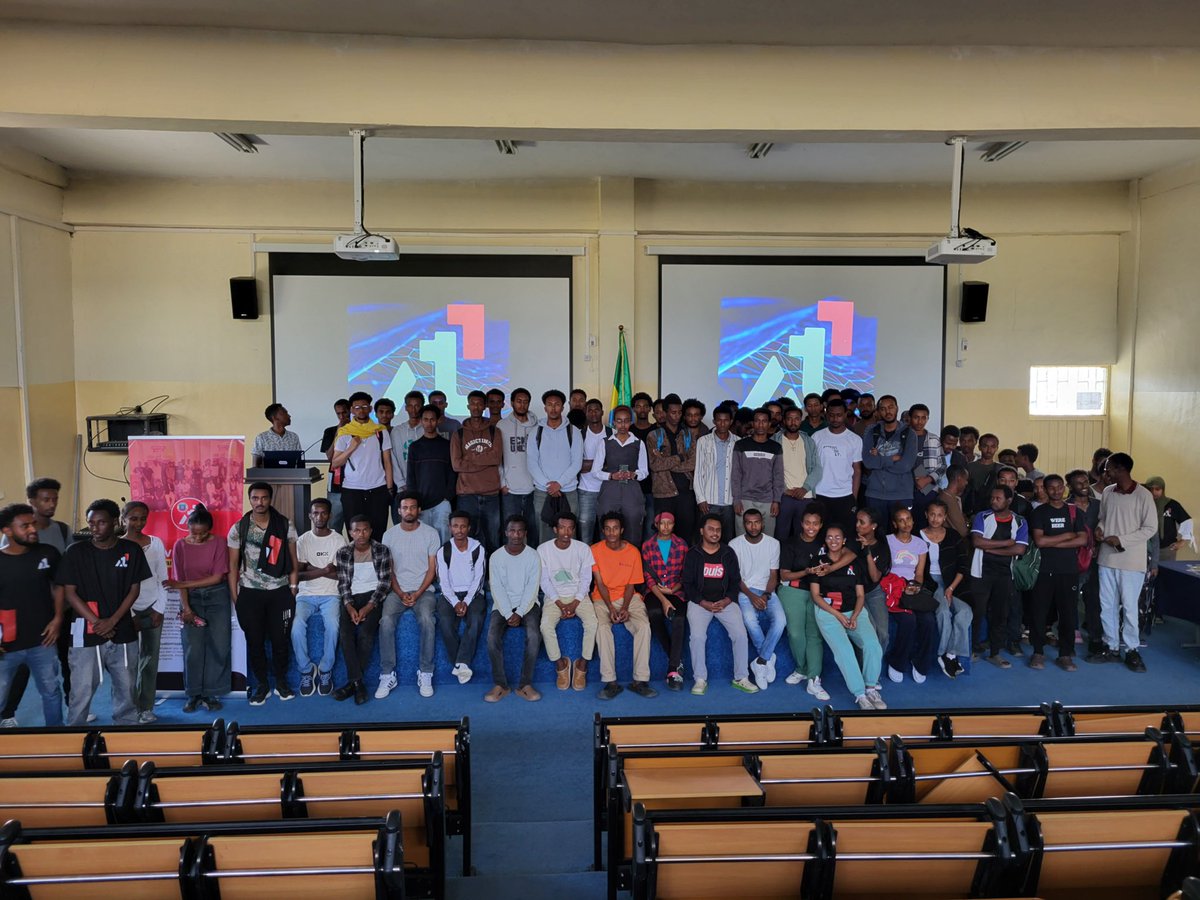AvaxAfrica's tweet image. We had our first ever @AvaxTeam1 Campus Connect in Ethiopia at the Addis Ababa Science and Technology University (AASTU) and we had a record number of 100+ attendees at the University event. 

This campus event kicked off with a high-energy introduction and an open discussion…
