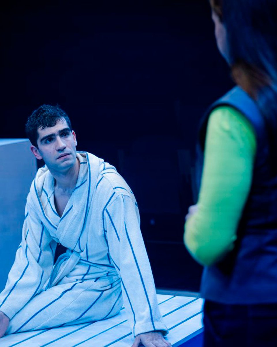 Una de les grans obres de Josep Maria Miró 'El principi d'Arquimedes' es podrà veure a Salt!

🎟️14 de març a les 20h, entrades a la venda demà a les 10h

teatredesalt.com/programacio/el…