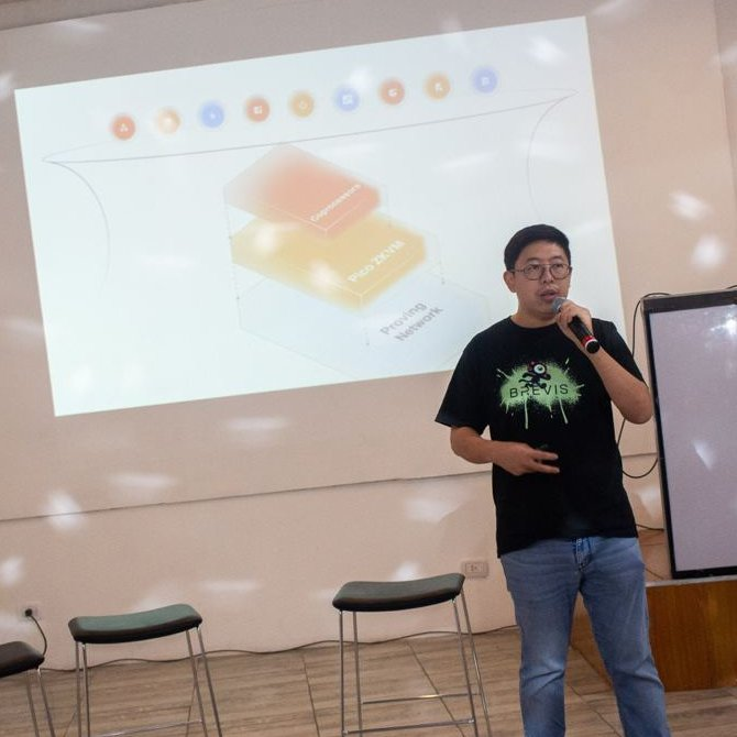 DrEinstein9999's tweet image. Long Info campaigns are risky. Imagine supporting a project for 5–6 months and then getting a low allocation. I’m not blaming the project, I am blaming myself, since I decided to “yap” it.

I have pure conviction plays on @brevis_zk and @0xMiden. These are real projects, even if…