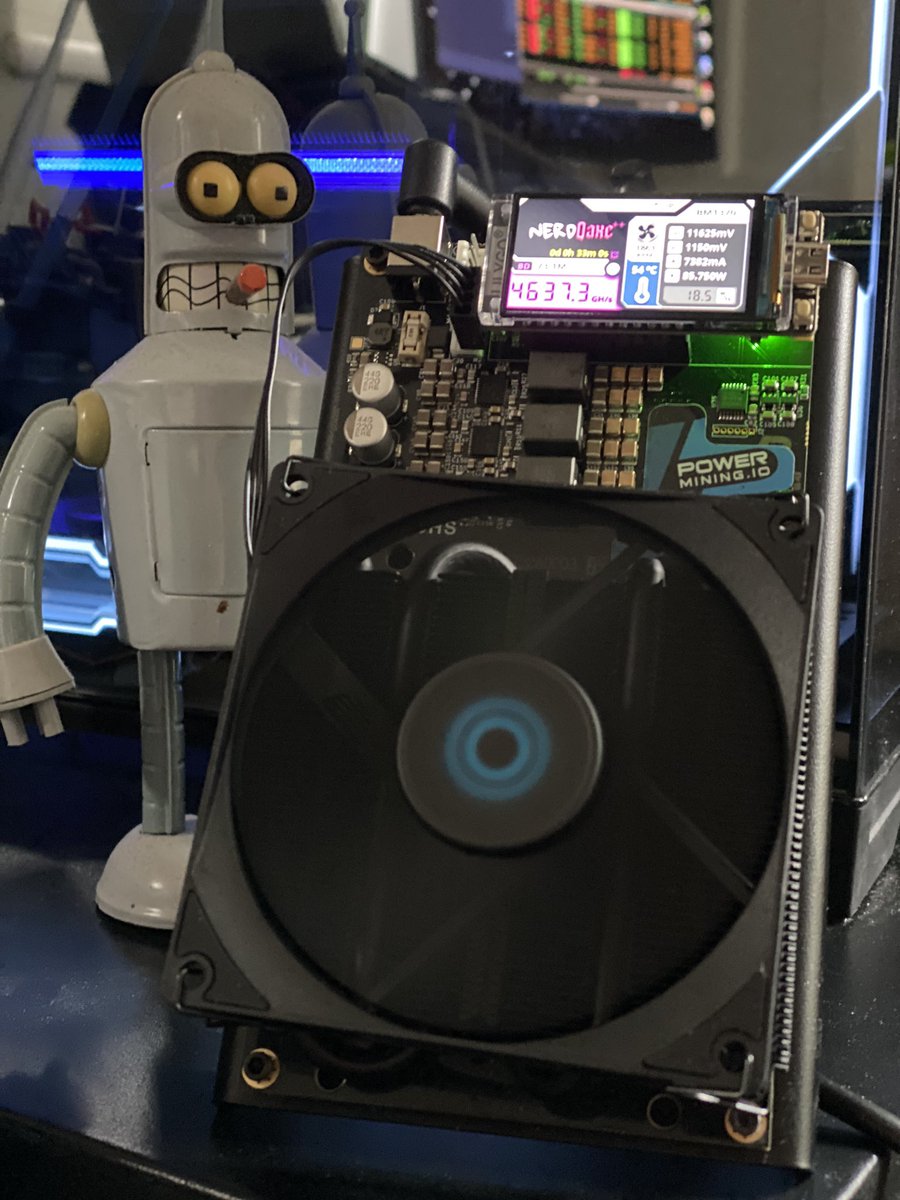 styggen2's tweet image. NerdQaxe++ is operational… Doing my small part to keep Bitcoin decentralised