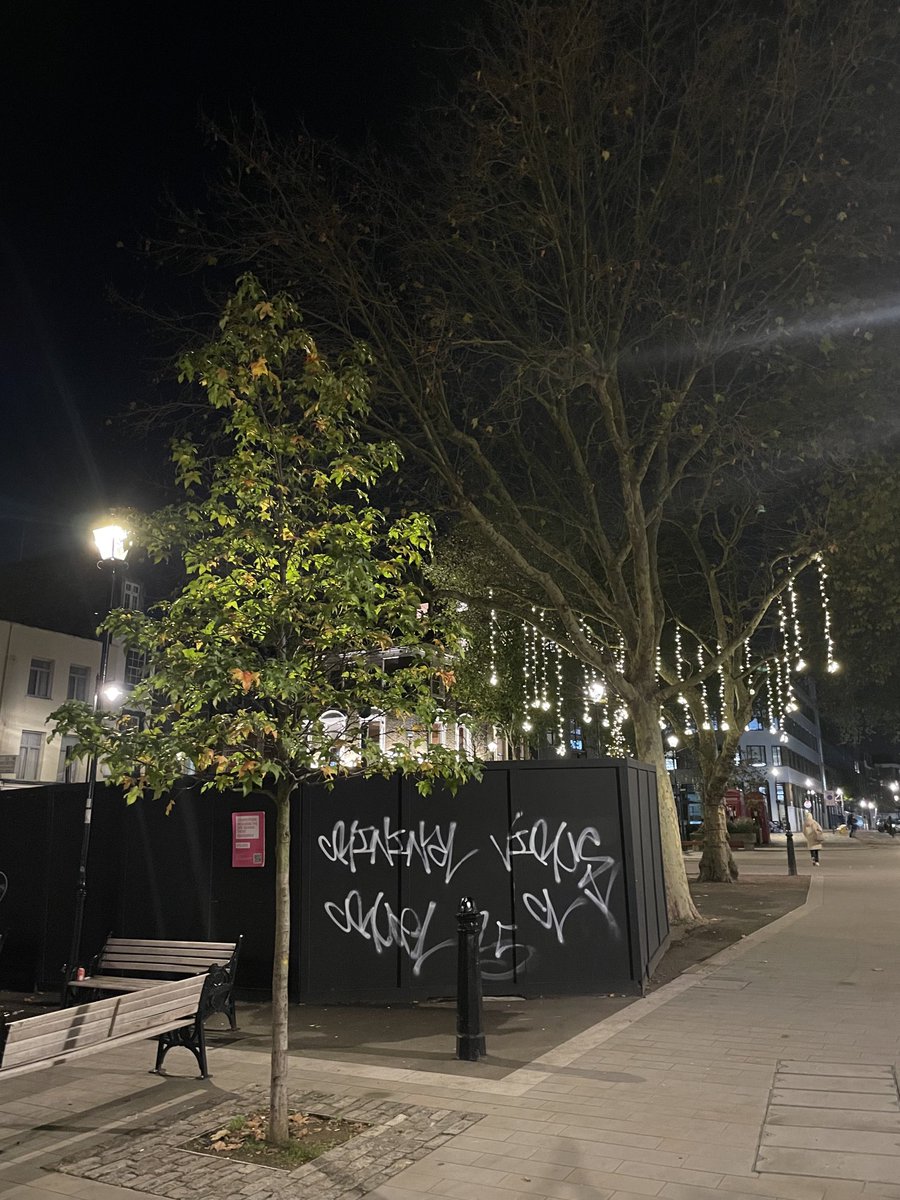 ChrisWalkerCreative tweet media