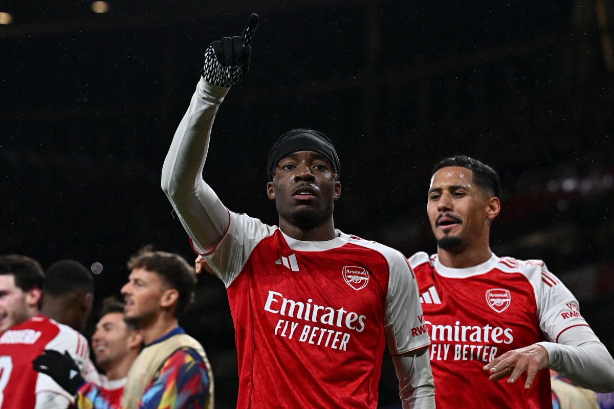 VibesFoot's tweet image. 🔴 𝗔𝗥𝗦𝗘𝗡𝗔𝗟 𝗔 𝗘𝗡𝗩𝗢𝗬𝗘́ 𝗨𝗡 𝗠𝗘𝗦𝗦𝗔𝗚𝗘 𝗔̀ 𝗟&apos;𝗘𝗨𝗥𝗢𝗣𝗘 𝗘𝗡 𝗜𝗡𝗙𝗟𝗜𝗚𝗘𝗔𝗡𝗧 𝗔𝗨 𝗕𝗔𝗬𝗘𝗥𝗡 𝗠𝗨𝗡𝗜𝗖𝗛 𝗦𝗔 𝗣𝗥𝗘𝗠𝗜𝗘̀𝗥𝗘 𝗗𝗘́𝗙𝗔𝗜𝗧𝗘 ! 👏❤️

📰 @diarioas : « 𝗟𝗮 𝗻𝗼𝘂𝘃𝗲𝗹𝗹𝗲 «𝘁𝗲𝗿𝗿𝗲𝘂𝗿» 𝗱𝗲 𝗹’𝗘𝘂𝗿𝗼𝗽𝗲. »

📰 @mundodeportivo :…