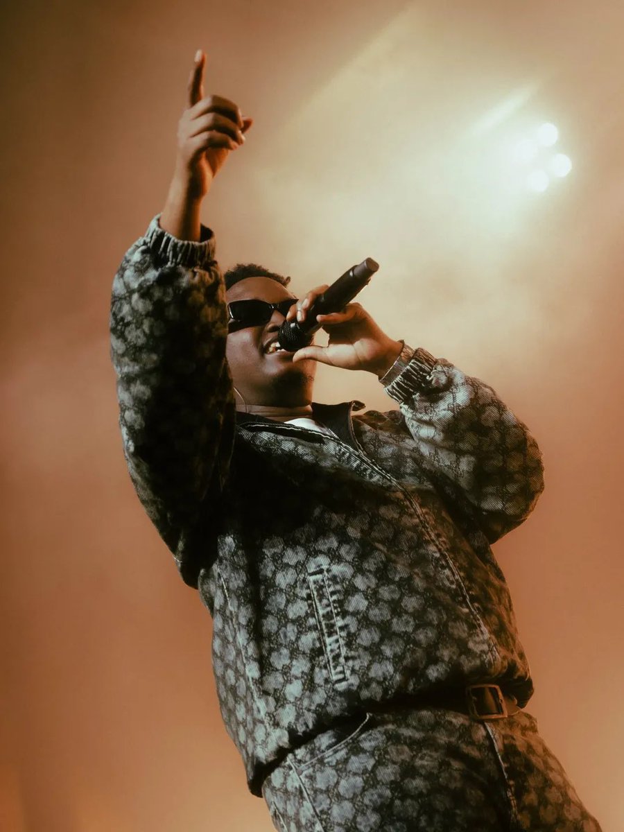 GalaxyTVUg's tweet image. ON AIR: The #GalaxyRequest!

Drop all your song requests via: +256 740 488488.

Livestream via the #GalaxyDigitalApp.