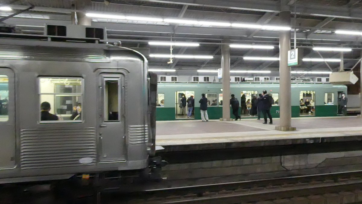 VC_VVVF's tweet image. 一瞬だけ時空が歪んだ気がした