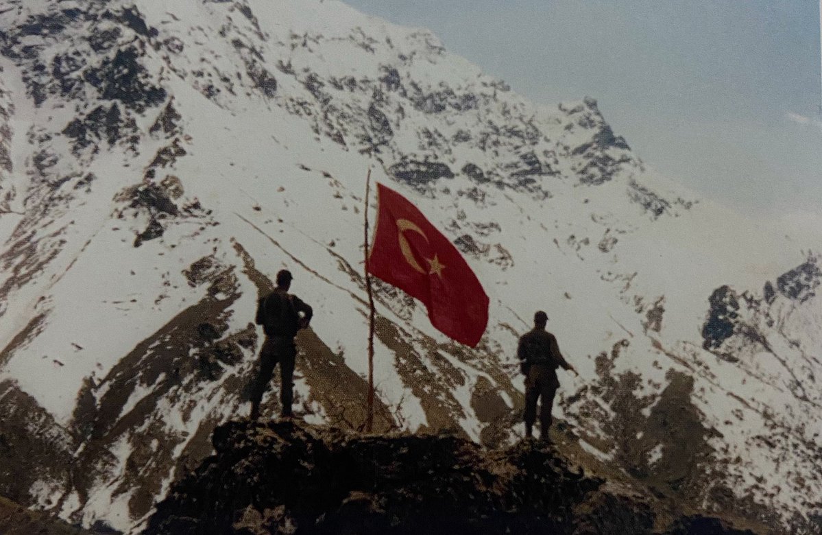 Dağların sahibi dağlarda yatandır; çok bahsedilmez ama dağlar da vatandır!