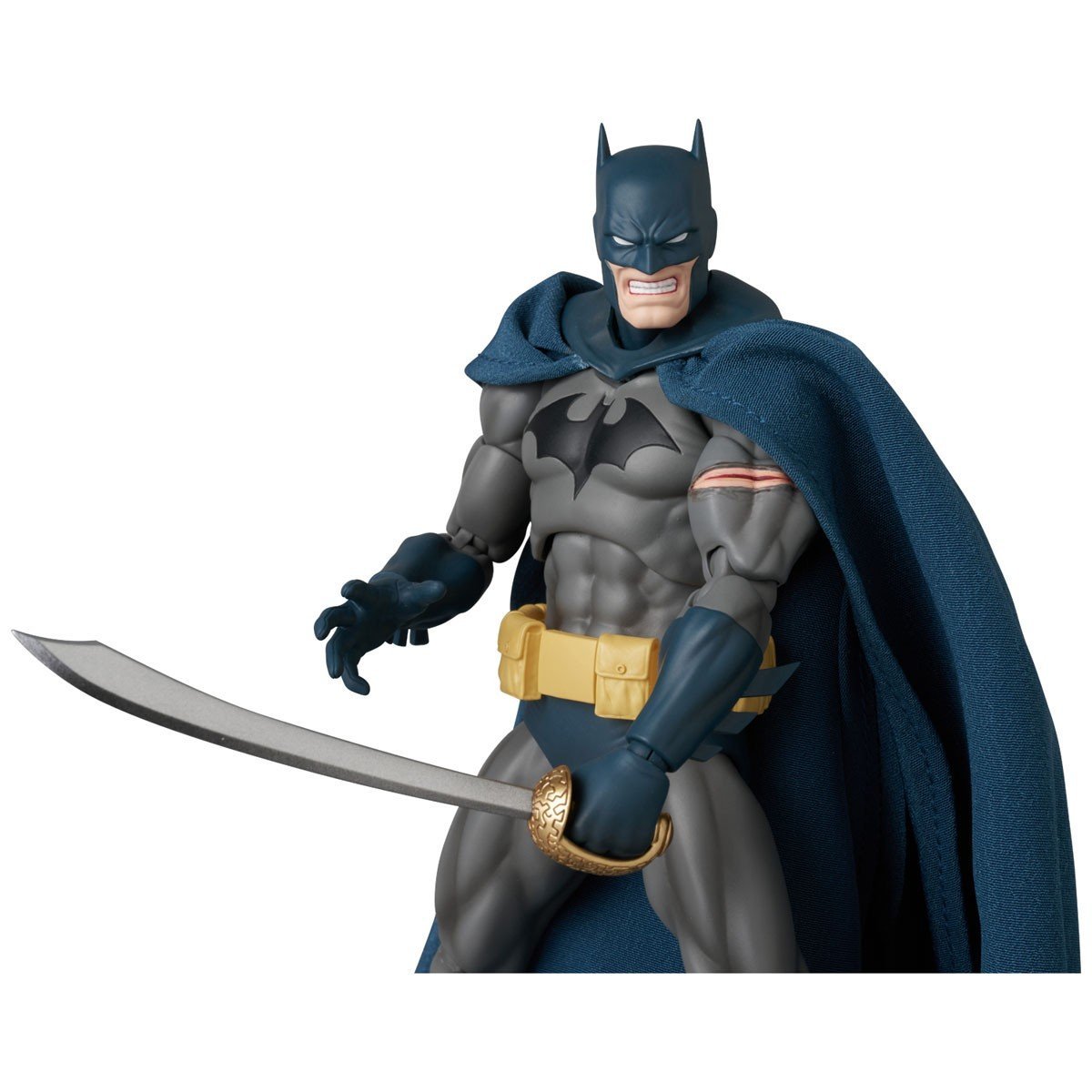 MAFEX No.295 BATMAN DAMAGE Ver.(BATMAN: HUSH Ver.) 🦇予約受付中