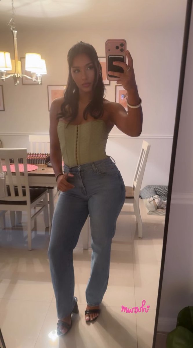 Skyler161036701's tweet image. Meoww🐱🐾
How&apos;s is looking?
#viralpost