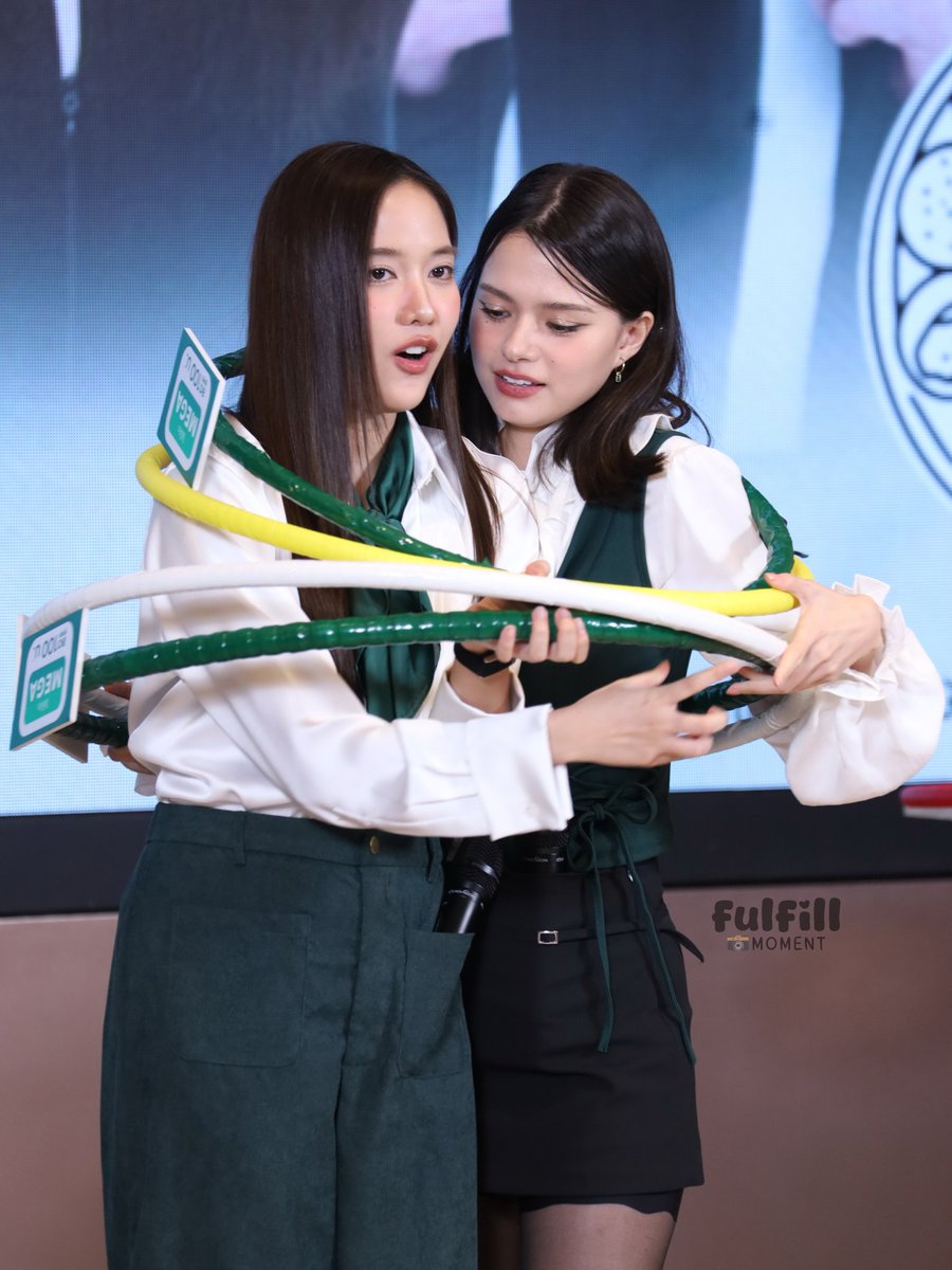 Fulfill_Moment's tweet image. พันพัว..อีรุงตุงนังดี แบบนี้แม่ชอบบบบ..🥰

#GrabFoodMegaSalexฟรีนเบคกี้ 
#ฟรีนเบค #FreenBecky
#srchafreen #beckysangels