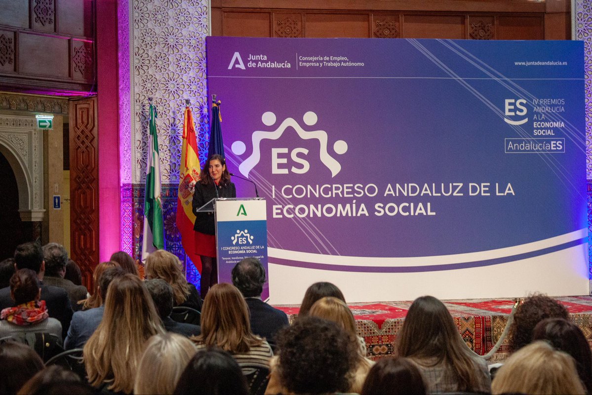 RBlancoEguren's tweet image. Hoy saldamos una &apos;pequeña deuda&apos; con la gran familia de la #EconomíaSocial en #Andalucía con el I Congreso Andaluz de Economía Social.

Seguimos apostando de manera decidida por un modelo de hacer empresa que genera oportunidades, cohesión y presente y futuro en nuestra tierra.