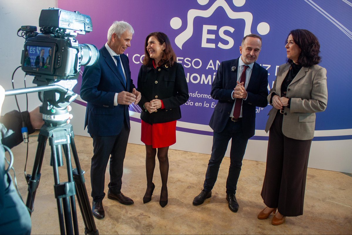 RBlancoEguren's tweet image. Hoy saldamos una &apos;pequeña deuda&apos; con la gran familia de la #EconomíaSocial en #Andalucía con el I Congreso Andaluz de Economía Social.

Seguimos apostando de manera decidida por un modelo de hacer empresa que genera oportunidades, cohesión y presente y futuro en nuestra tierra.