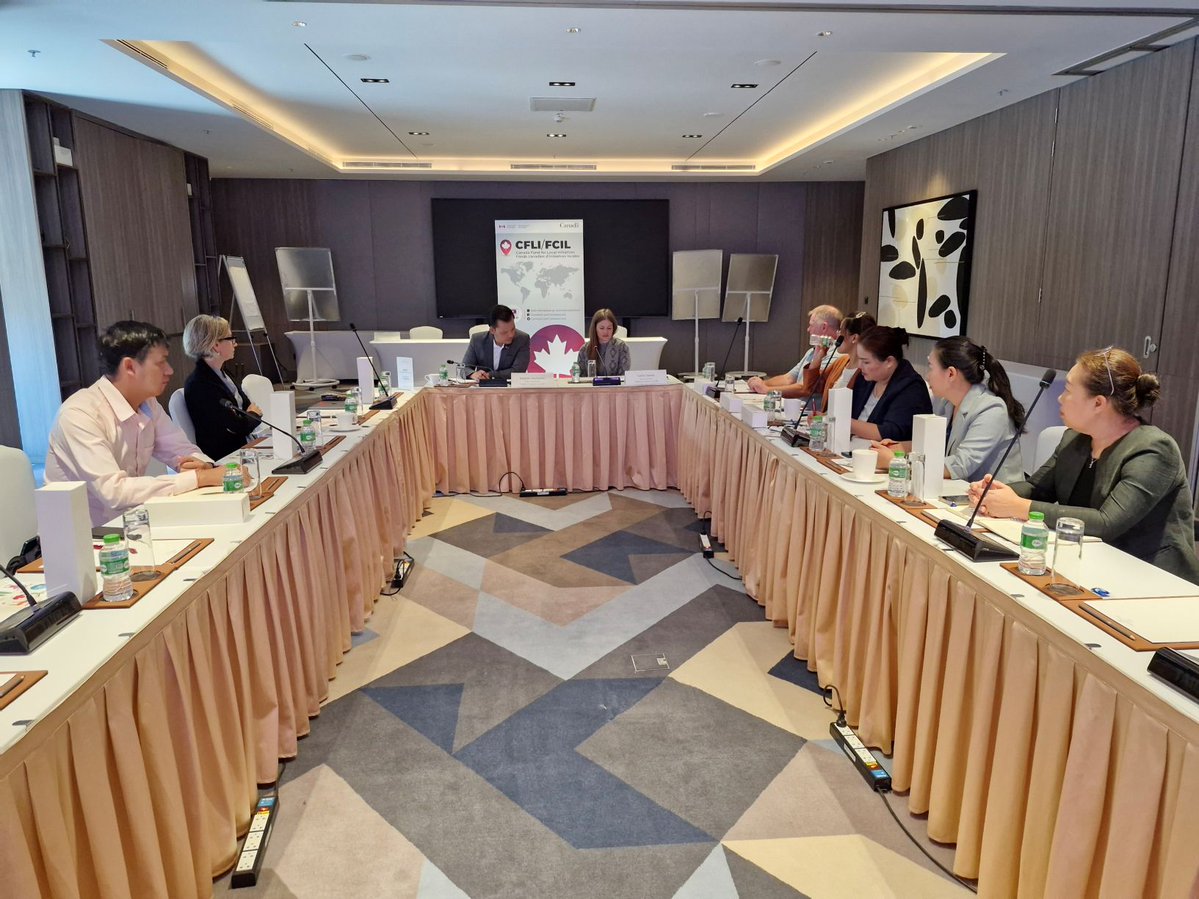 CanadainLaos's tweet image. On Nov 14, we hosted a Canada Fund for Local Initiatives (CFLI) Partner Workshop in Vientiane! 🇨🇦🤝🇱🇦 

Partners gained practical training on Gender-Based Analysis &amp;amp; financial management, and shared ideas to strengthen collaboration.

#CanadaLaos #CFLI #InclusiveDevelopment