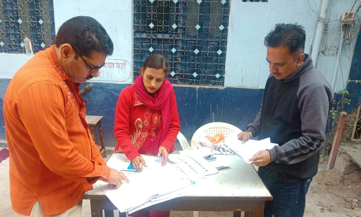 CEOChhattisgarh's tweet image. #SIR2026

सतत एवं तीव्र गति से गणना प्रपत्र डिजिटाइजेशन का कार्य जारी है।

@ecisveep #EnumerationForm #district #voterservice