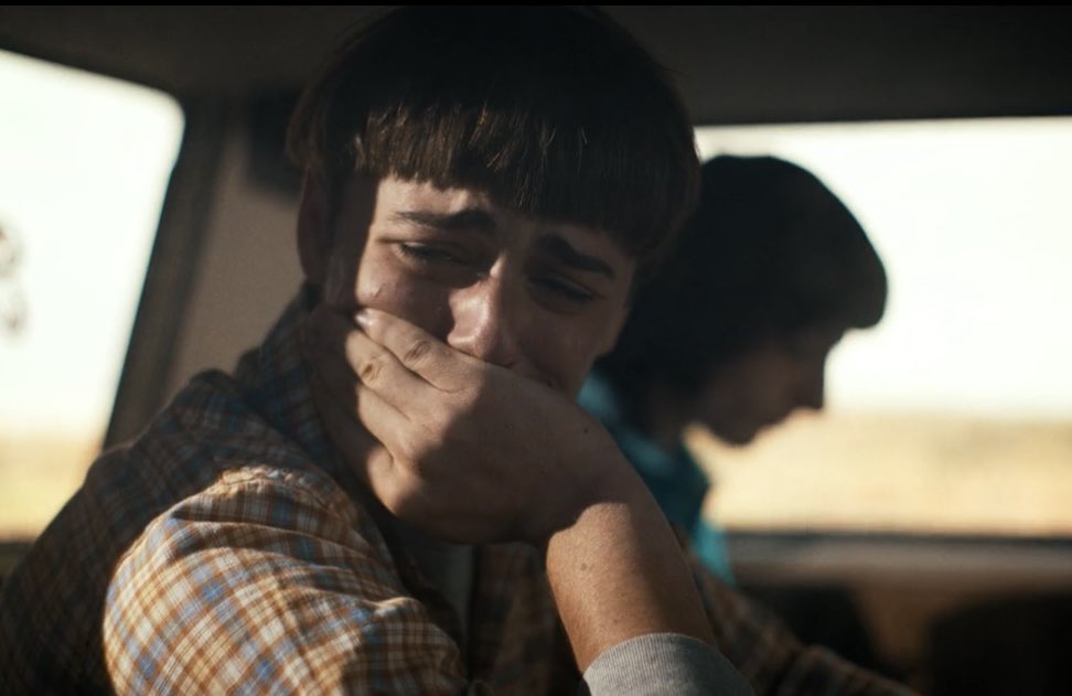 reguluslv507's tweet image. ST5 SPOILERS 🚨🚨🚨

vecna telling will“some minds, it turns out, simply do not belong in this world” and then these two scenes were shown was evil.