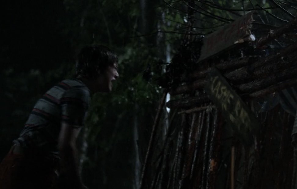 reguluslv507's tweet image. ST5 SPOILERS 🚨🚨🚨

vecna telling will“some minds, it turns out, simply do not belong in this world” and then these two scenes were shown was evil.