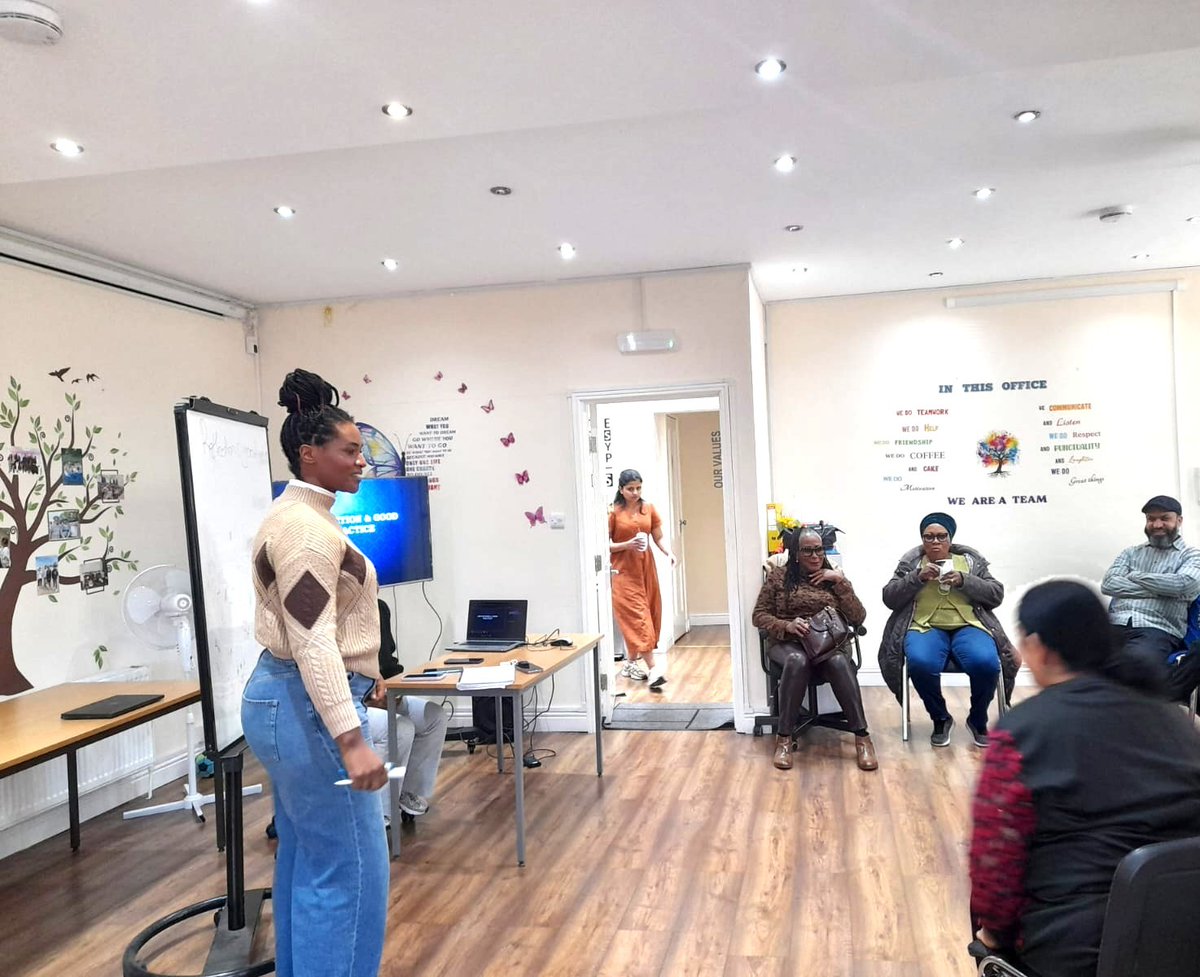 SunbeamFoster's tweet image. Our Croydon team hosted a #supportgroup yesterday on Reflection &amp;amp; Good Practice in #Fostering for all our foster carers
It was positive &amp;amp; insightful session where carers openly shared their experiences, learned from each other &amp;amp; enhanced their understanding of reflective practice