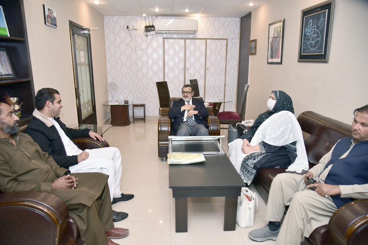 ممبر صوبائی اسمبلی فرزانہ شیرین نے ایم ڈی بیت المال، سینیٹر کیپٹن شاہین خالد بٹ سے خوشگوار اور مفید ملاقات کی، جس میں باہمی تعاون اور فلاحی منصوبوں سے متعلق اہم امور پر تبادلۂ خیال 
<a href="/BBhuttoZardari/">Bilawal Bhutto Zardari</a> 
<a href="/wajahatullahkh7/">Engr Wajahat Khan</a>