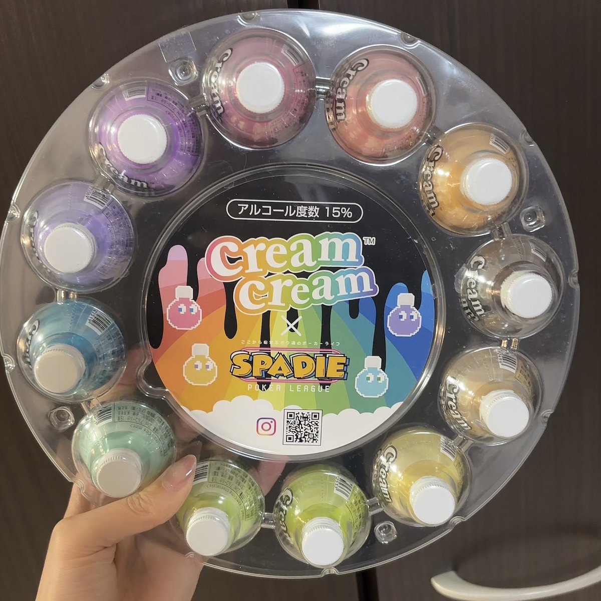 nyanginchaso's tweet image. 今日22:00からのポカチェフレマの優勝プライズはこちら！！！
creamcreamのSPADIE特別パッケージver.です❣️
お酒なので未成年の方が優勝したらなんか別のものにしますw
飲んで美味しい、飾って楽しい✨
是非参加してね！！！
 #SPADIE  #creamcream  #ポカチェ