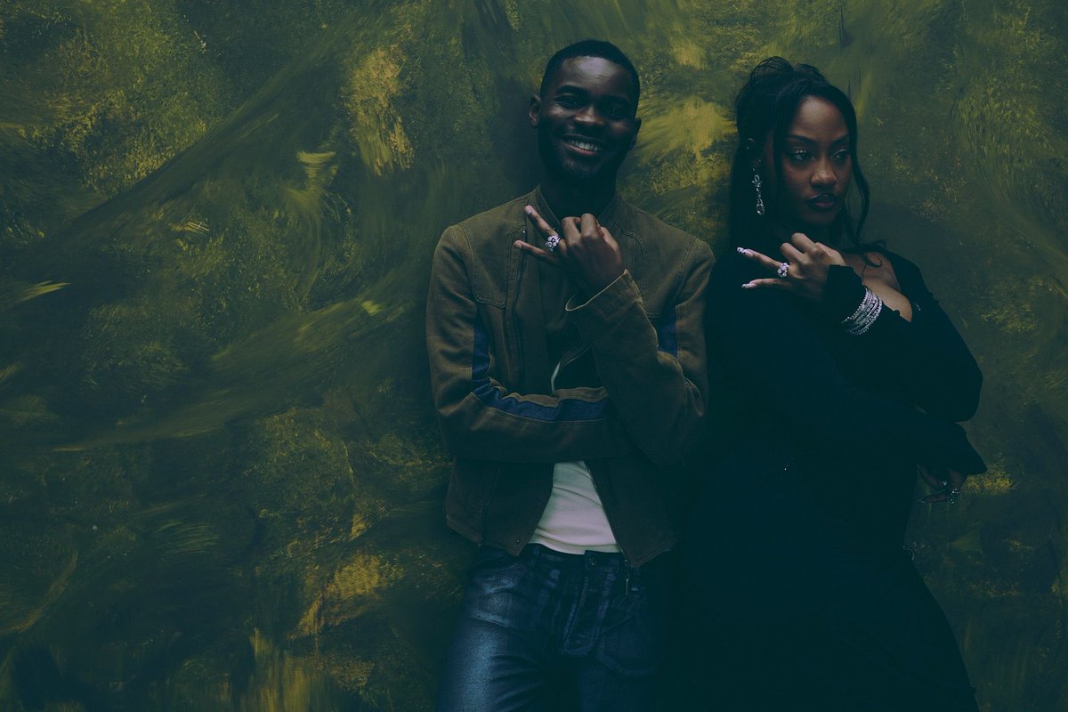 _Snr_Dorne's tweet image. The boy who played the harp
My unbiased rating 
1* Raindance Ft tems --Just love the vibe 
2* 175 month--Story tells everything 
3* Marvelous -- Like the young prospect to gangsta vibes of Josiah 
4* No weapon -- Prayer like vibes
#Dave
#theboywhoplayedtheharp
#tems
#kano