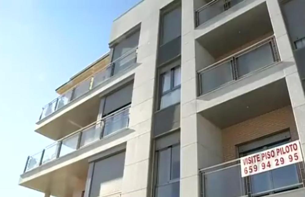 🏘️ Castilla y León sigue liderando el crecimiento de compraventa de viviendas con un aumento interanual del 21,4% el pasado mes de septiembre 

🫴 💵 El precio del m² subió un 13,4% y los préstamos hipotecarios para vivienda, un 18,2%

Más información 👇
castillayleon.notariado.org/portal/-/casti…