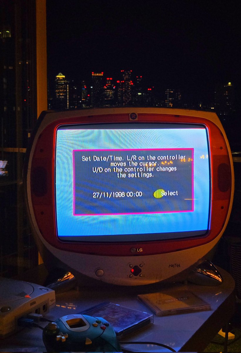 27 years ago today SEGA's dream machine was first released on this planet. Anyone for Crazy Taxi?

#SEGA  #ドリームキャスト