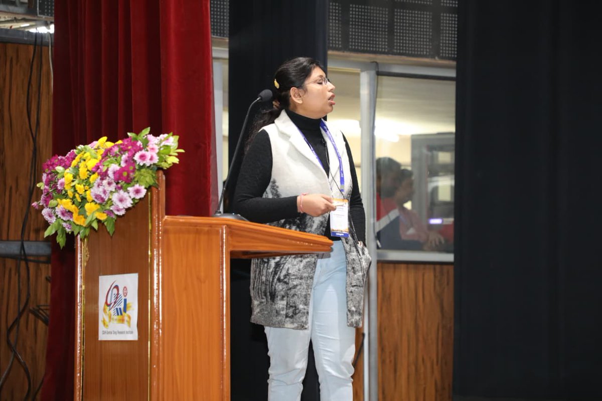 cdriacademy's tweet image. Quick talks, big impact! 🎤💡
Flash Talk snapshot from #NCP2025 at @CSIR_CDRI.