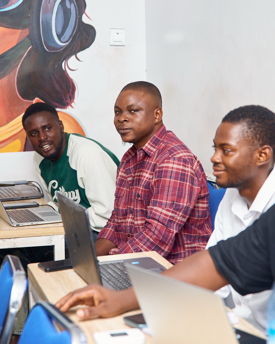 hellocirvee's tweet image. Everyday consistency, hands-on learning, and a community that pushes you to do more.
👉 Register now and level up your skills.

#CirveeAcademy #TechJourney #FutureTechLeader #StayCirvee