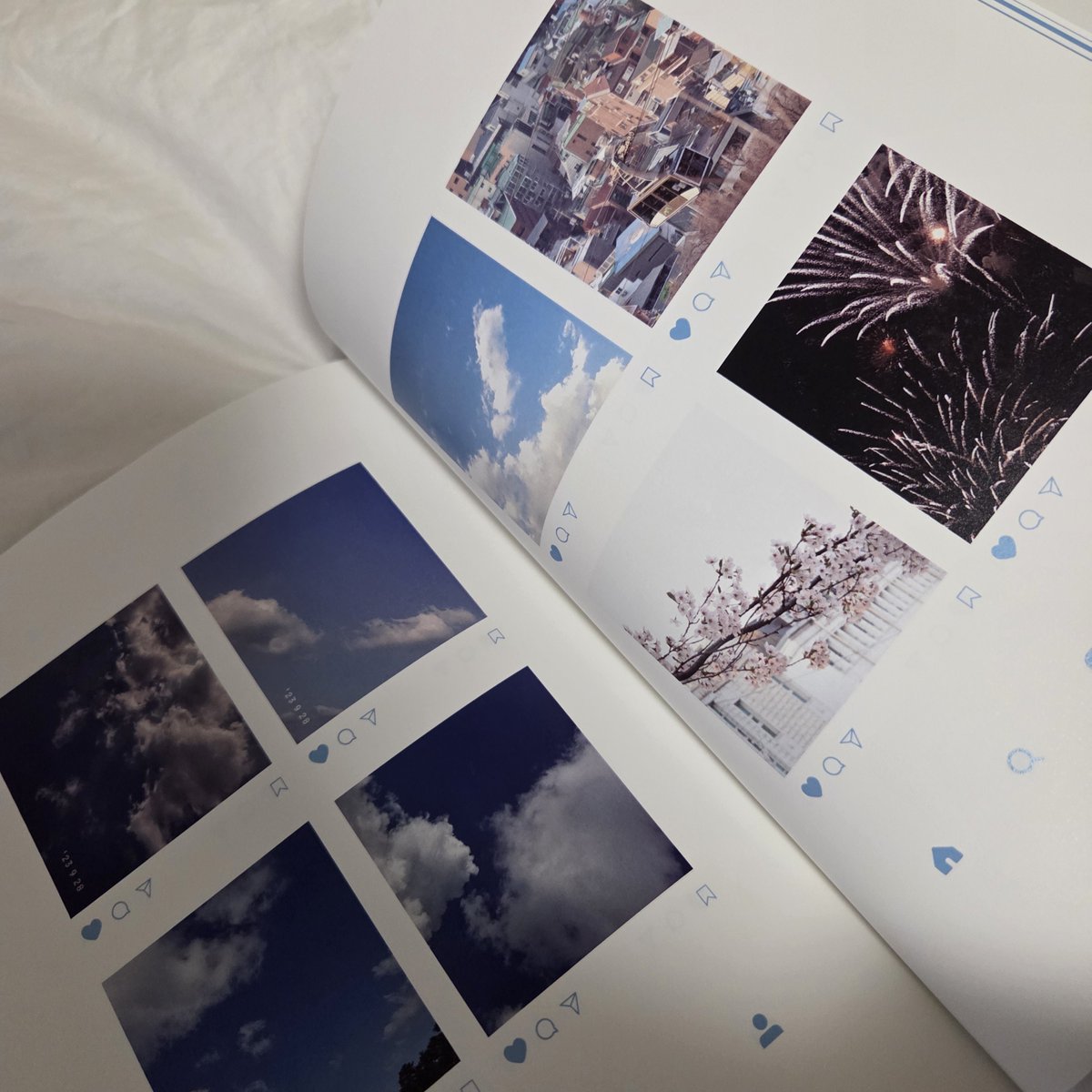 ☁️✉️☁️
메시지북 인쇄 후 배송 완료되어 실사 사진 업로드 합니다~!

해당 메시지북은 하드커버 B5, 랑데뷰지 105g 총 284페이지로 완성되었습니다.