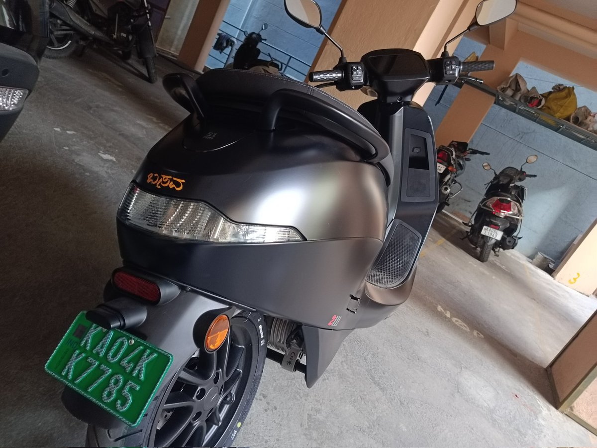 umesh55555's tweet photo. 🚨 URGENT: Vehicle Number Plate Misused &amp; Unresolved Fine Dispute!

Dear @BlrCityPolice, @DCPCentralBCP, @KSP_Traffic,
For the past 5 months, I have been wrongly targeted with traffic fines because a different motorbike is misusing my Ola Scooter's number plate KA-04-KK-7785 https://t.co/uDrNkc0WGe