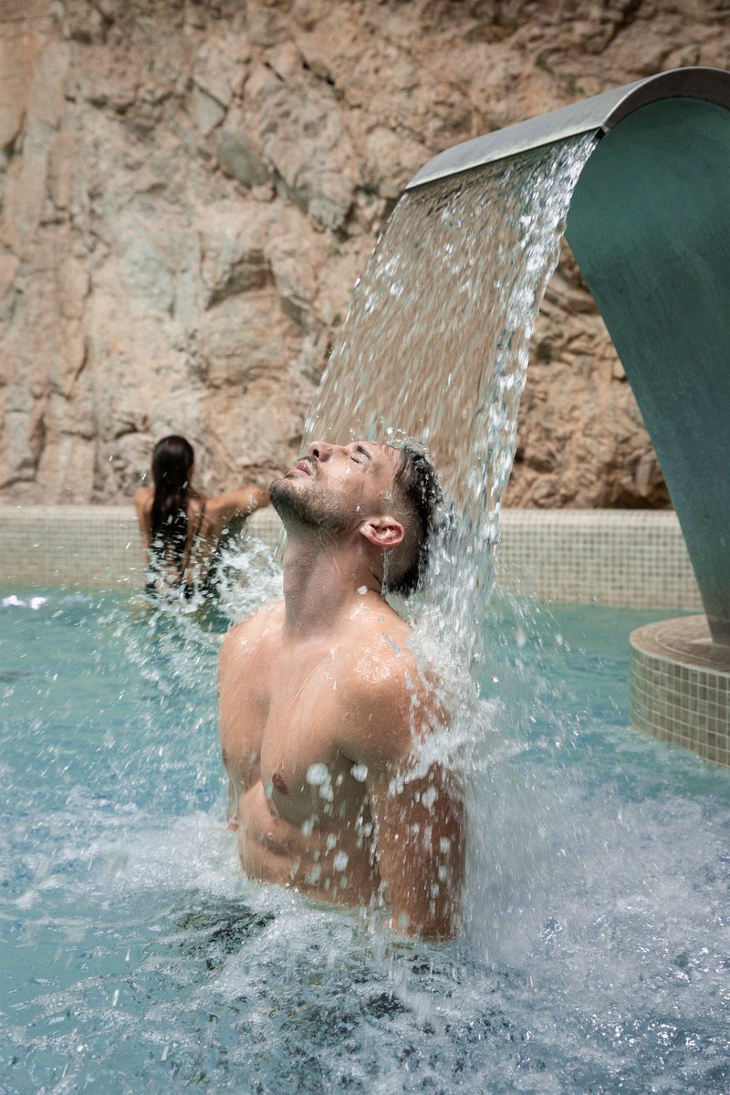 Black Week en el Balneario de La Hermida 

🖤 20% de descuento
en la mayoría de nuestros servicios,
🏨 con y sin alojamiento

Y recuerda:
Nuestra Black Week se extiende hasta el 30 de noviembre,
para que encuentres tu momento perfecto de bienestar.

🌐 balneariolahermida.com/black-friday/