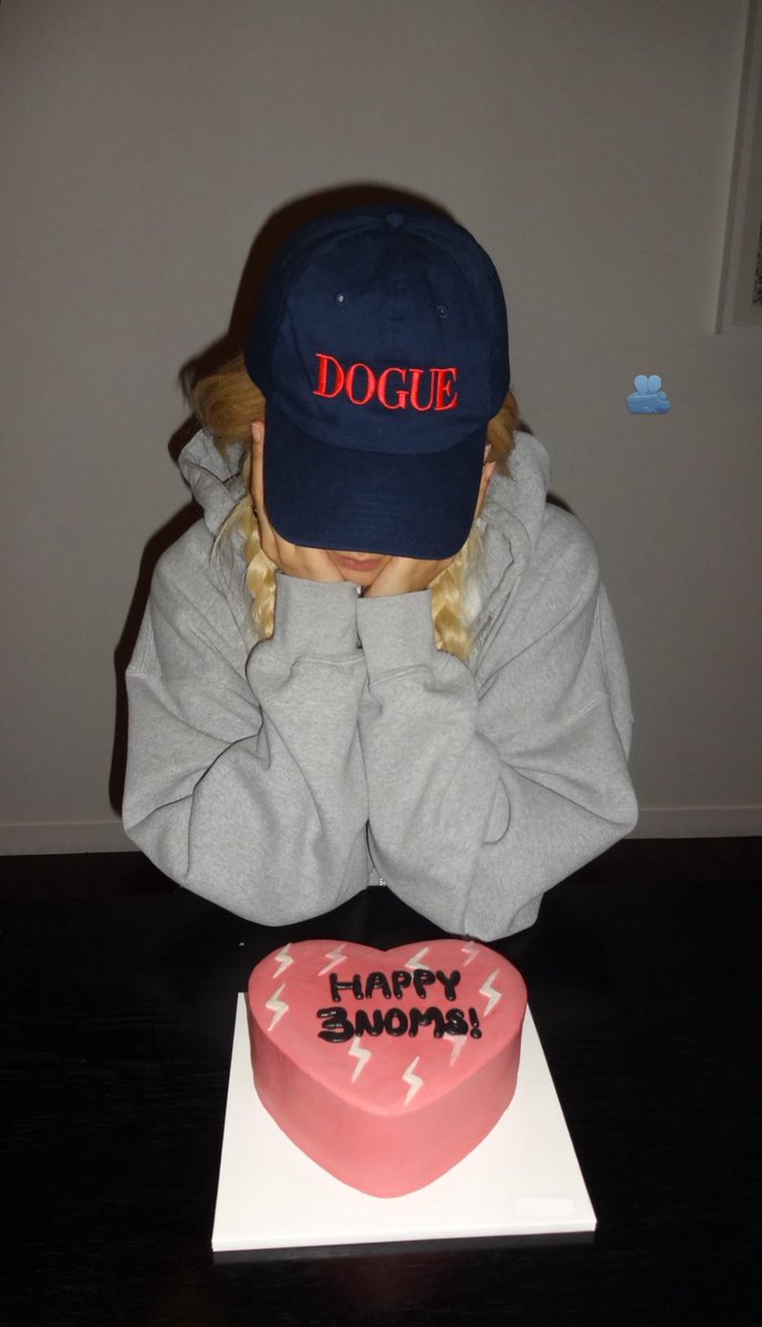 그래미 x3 노미네이션 축하해🎉🫳🏻🫳🏻 #로제 #ROSÉ