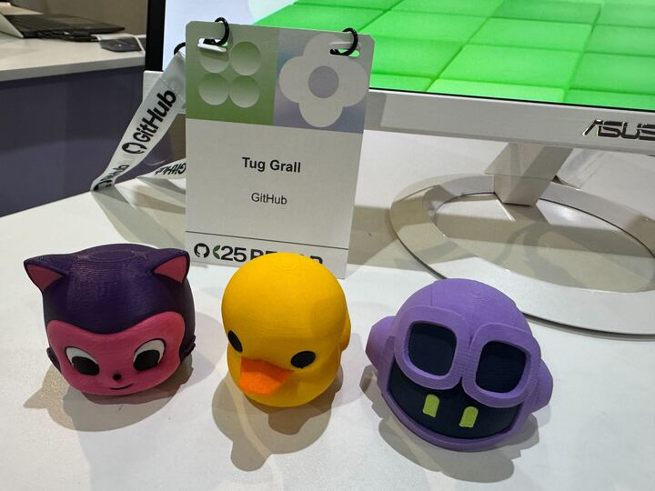 tgrall's tweet image. Having a great time meeting the 🇿🇦 developer community during #GitHubUniverse Recap! - Code, Copilot and Donuts