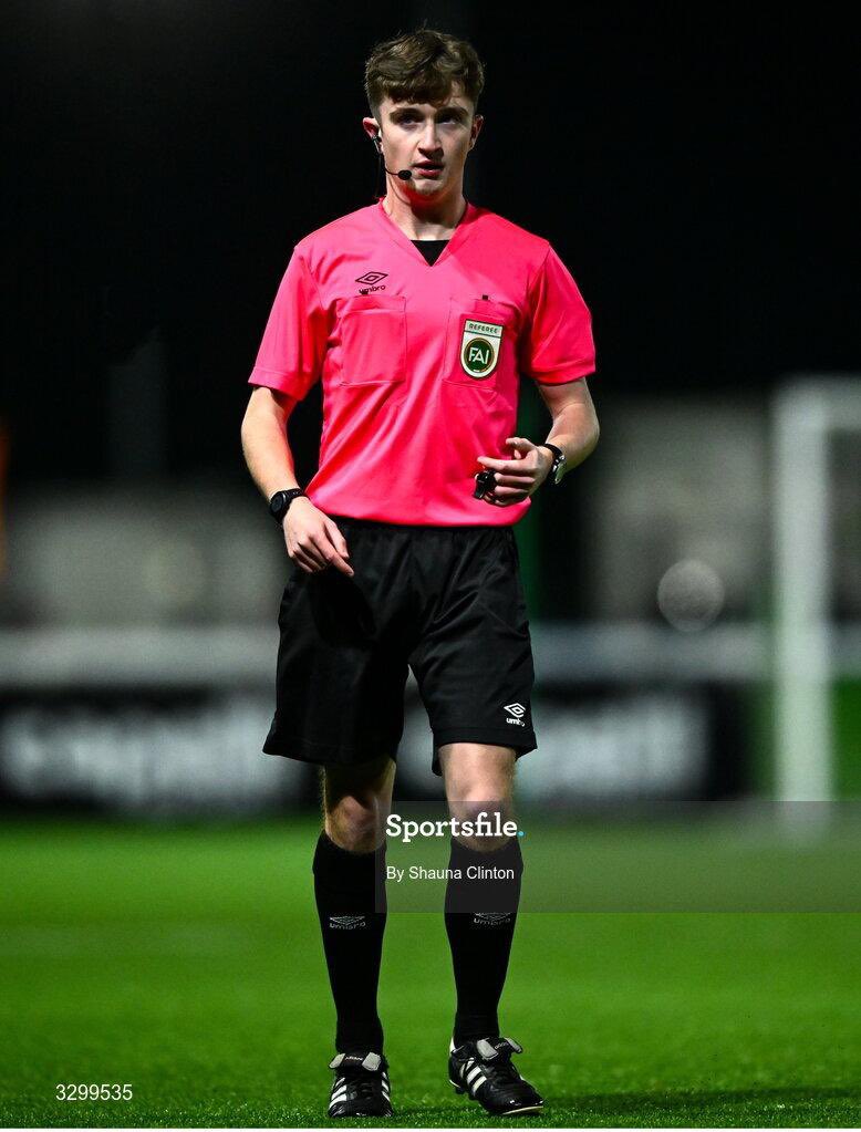 SETUCarlowFC's tweet image. Congratulations to 3rd Years Student Sam Ralph who was selected to referee the Ireland v Greece Under 16 Match this week, great for him to referee on the international stage 👏 🇮🇪 🇬🇷