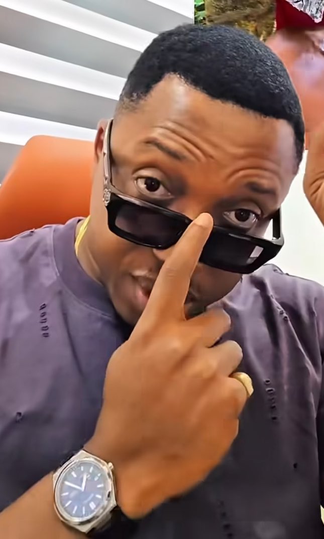 aproko_doctor's tweet image. 120k for 1 chicken ke?

Make I fess comot my glasses.