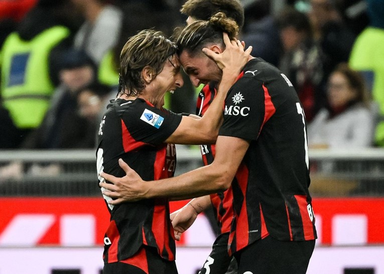 croatiafooty2's tweet image. 🎙️ Adrien Rabiot on Luka Modrić:

&quot;He is a simple person and loves football like a little child. With him in midfield I have felt very comfortable from day one because he has quality and vision.

He impresses me with the desire he shows every day on the pitch, even at 40 years…